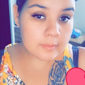 Meet your Posher, Veronica